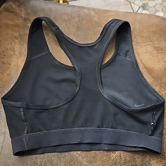 Nike dri fit sports bra size small - Picture 2 of 3